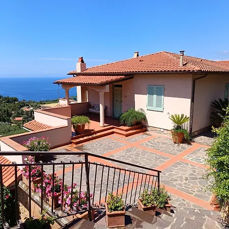 Adriana Capoliveri (Isola d'Elba)